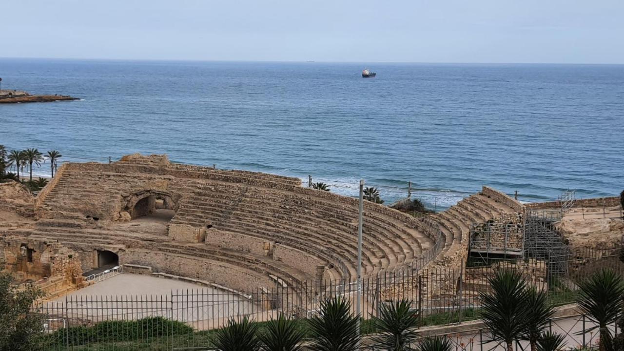 טראגונה Apartament Melpomeny מראה חיצוני תמונה