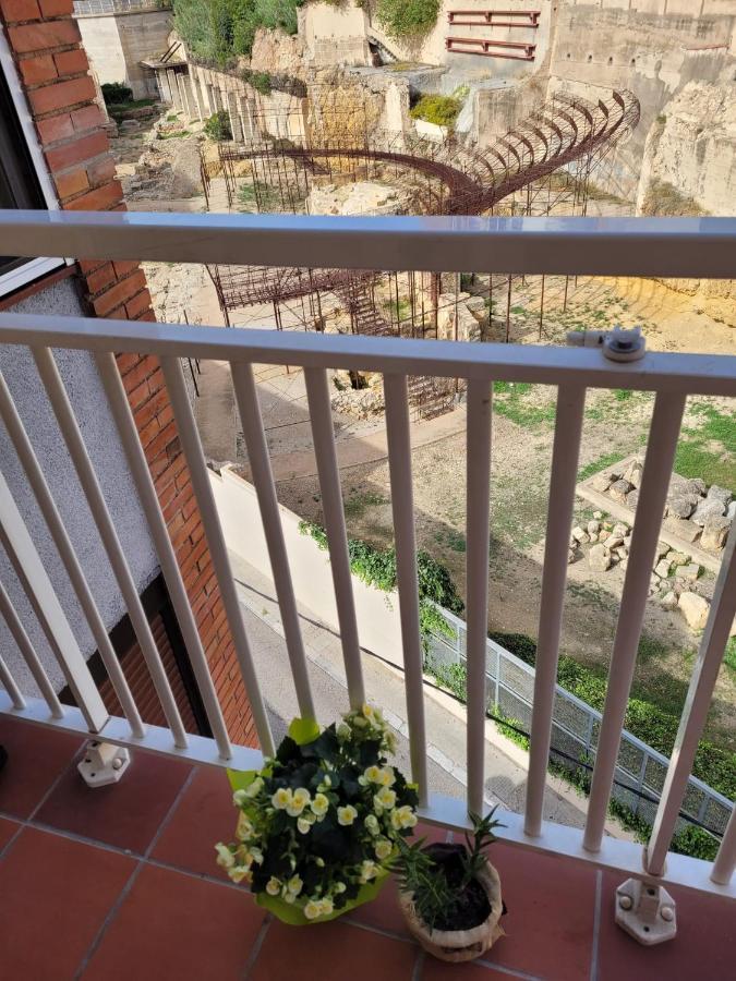 טראגונה Apartament Melpomeny מראה חיצוני תמונה