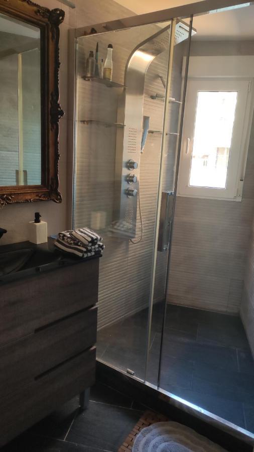 טראגונה Apartament Melpomeny מראה חיצוני תמונה